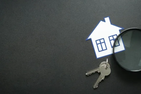 Imobiliária ou Corretor